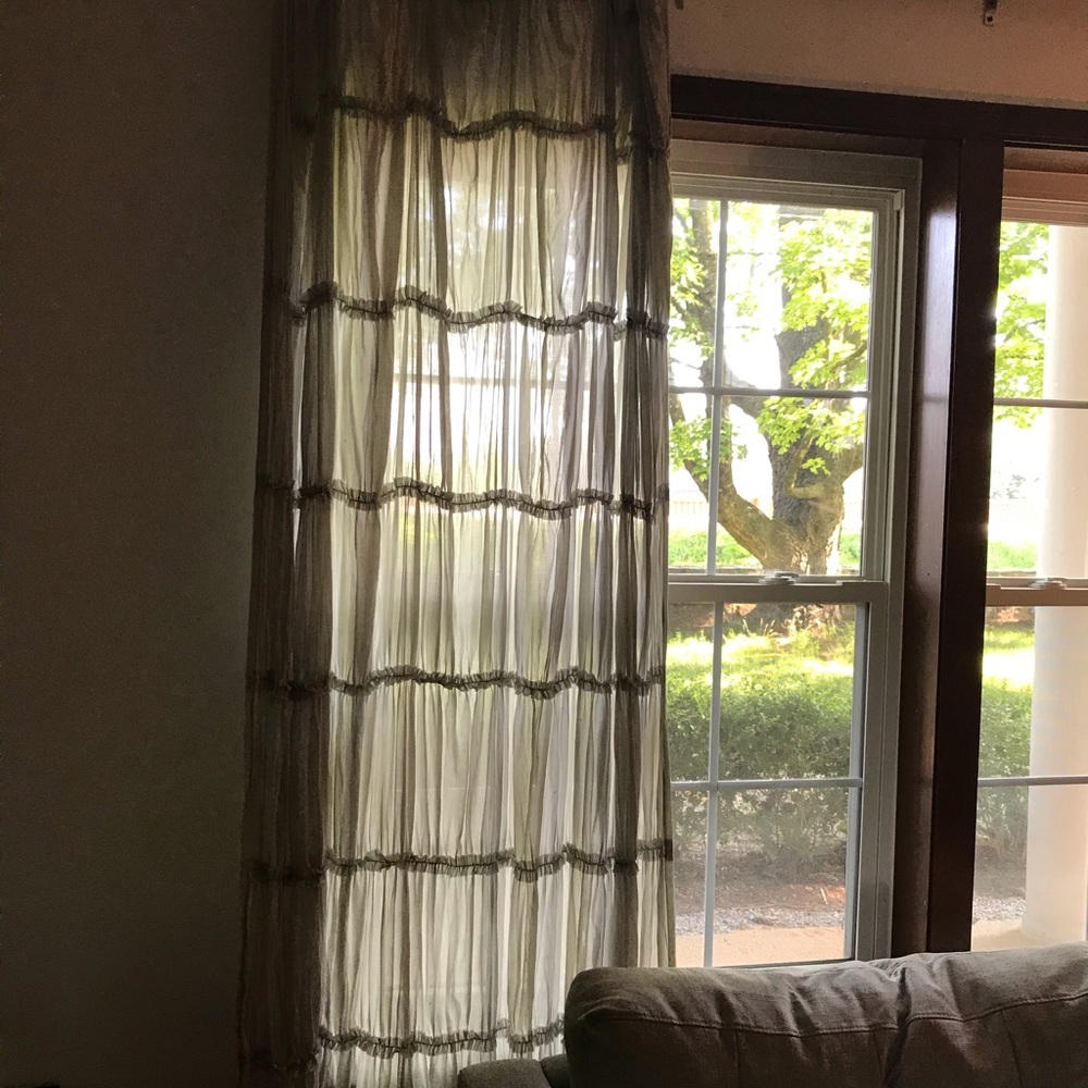 Ruffled light grey Anthropologie curtain - Picture 2 of 8